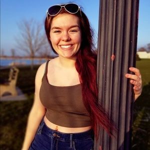 Meet your Posher, Anna jo